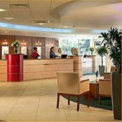 ホテル Ibis Savigny Sur Orge モランジ エクステリア 写真