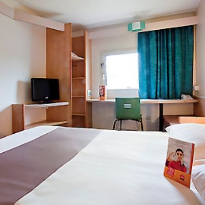 ホテル Ibis Savigny Sur Orge モランジ エクステリア 写真